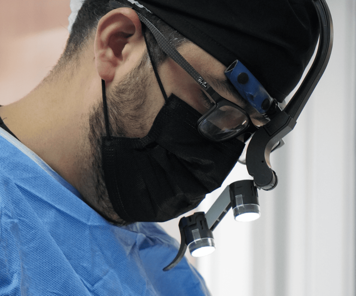 <i class="thsn-dentiq-icon thsn-dentiq-icon-dentist"></i>Tecnología Innovadora